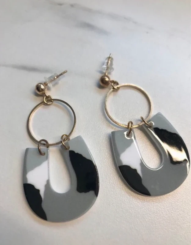 Boucles d'oreilles géométriques noires et blanches | Neuves, jamais portées – photo 2